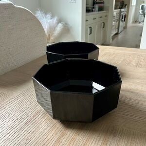 Black Glossy Geometric 9 1/4 Inch Glass Salad Bowls Set of 2